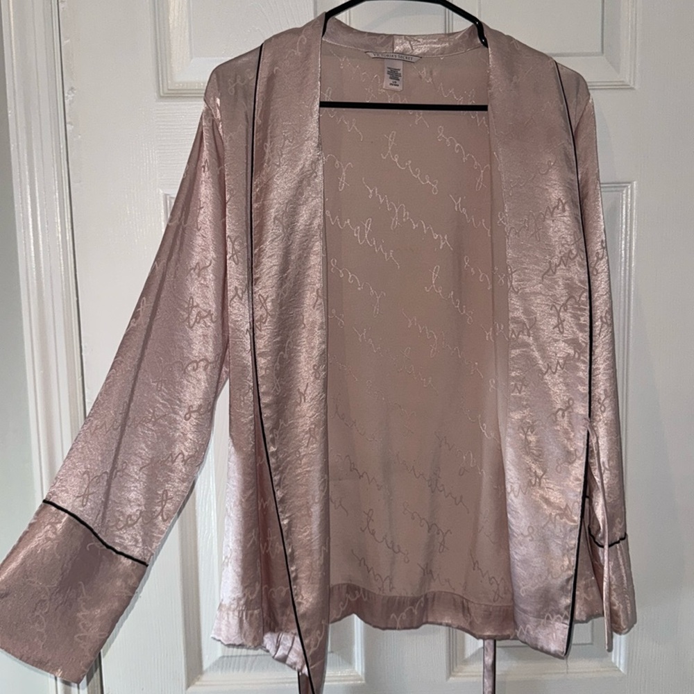 VS Robe